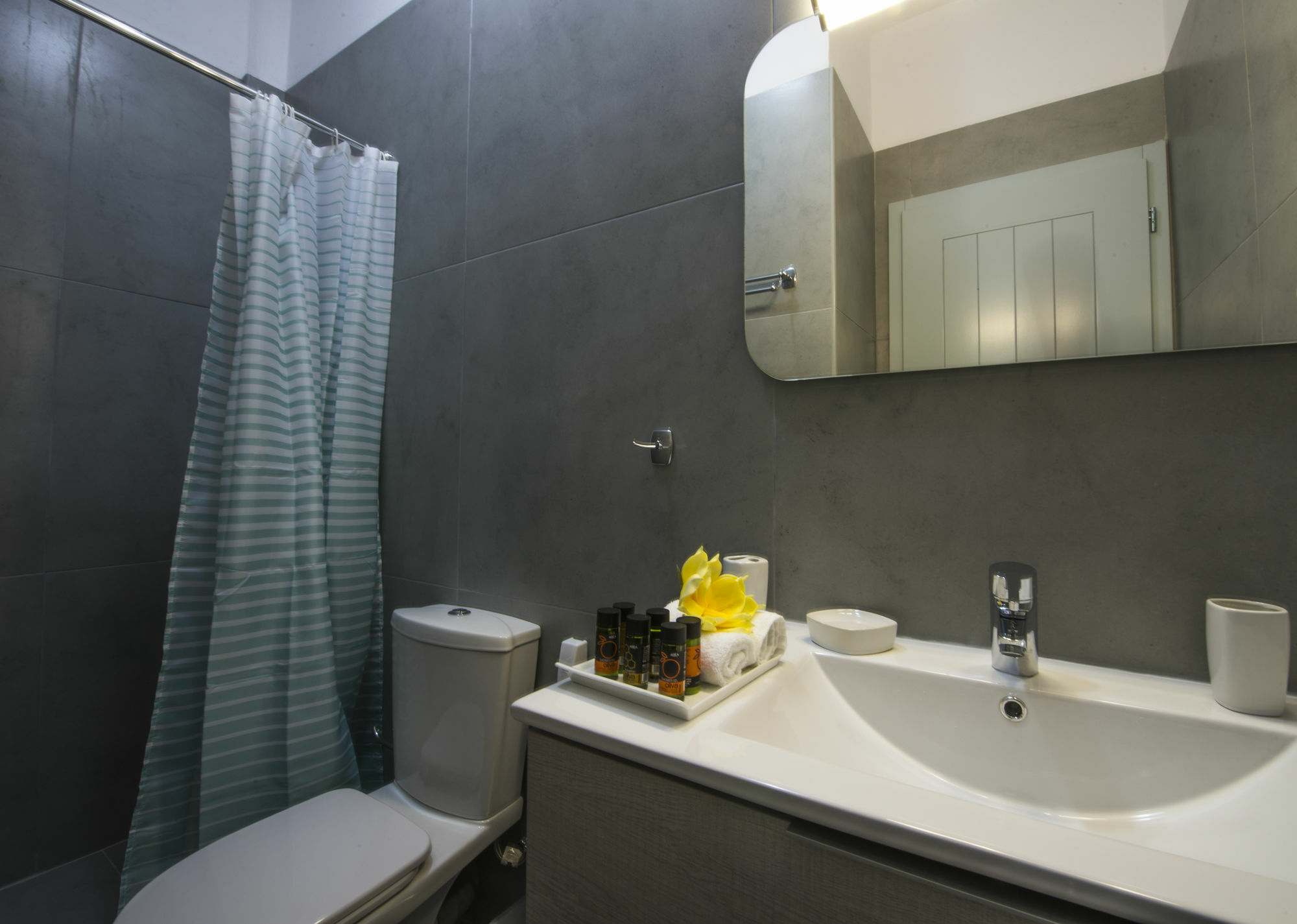 Sea And Sand Villas Монолитос Экстерьер фото